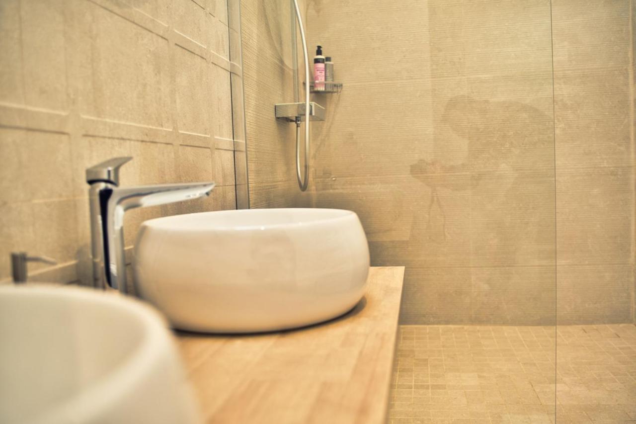 L'Oxalis Villa, Sauna Et Jaccuzi Privatif Bullion Exteriör bild