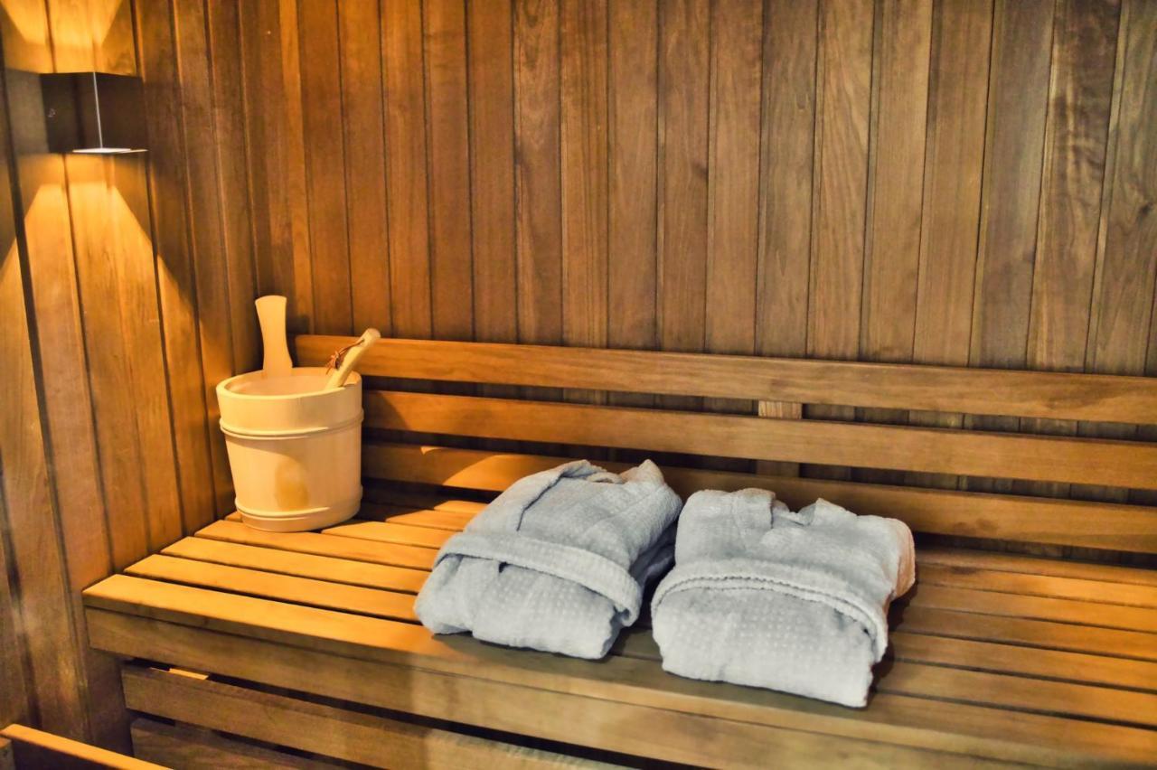 L'Oxalis Villa, Sauna Et Jaccuzi Privatif Bullion Exteriör bild